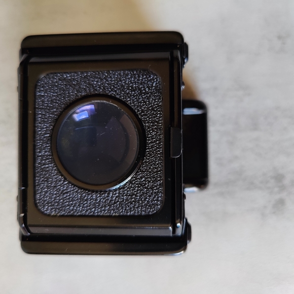 PENTAX 6X7 MEDIUM FORMAT CAMERA 120 FILM 2 LENSES, 2 VIEWFINDERS, AND MORE. MINT - Picture 4 of 12